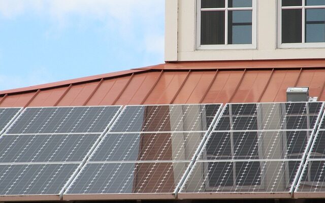 solar-panel-array-1794514_640